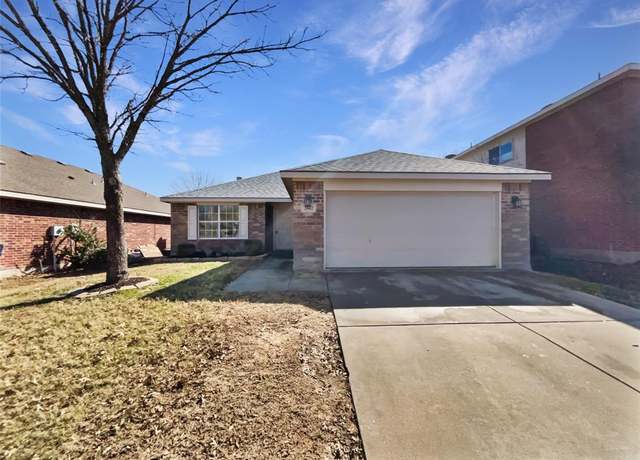 Property at 2042 Lake Trail Dr, Heartland, TX 75126, 3 beds, 2 baths