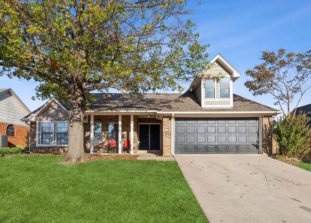 Property at 3506 Meadowview Dr, Corinth, TX 76210, 3 beds, 2 baths