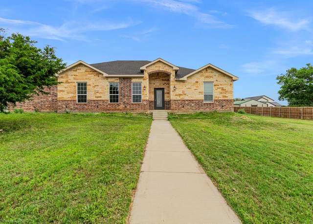 Property at 5585 Justine Pl, Fort Worth, TX 76126, 5 beds, 3 baths