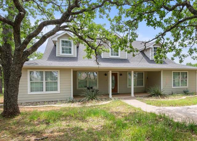 Property at 1134 US Highway 380 E, Graham, TX 76450, 3 beds, 2.5 baths