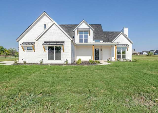 Property at 138 Buddy Ct, Millsap, TX 76066, 4 beds, 3.5 baths