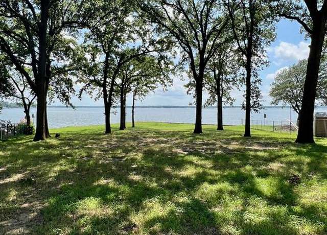 Property at 131 Jeffrey Cir, Gun Barrel City, TX 75156