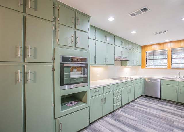 Property at 1061 Carnagie Rd, Poolville, TX 76487, 3 beds, 2 baths