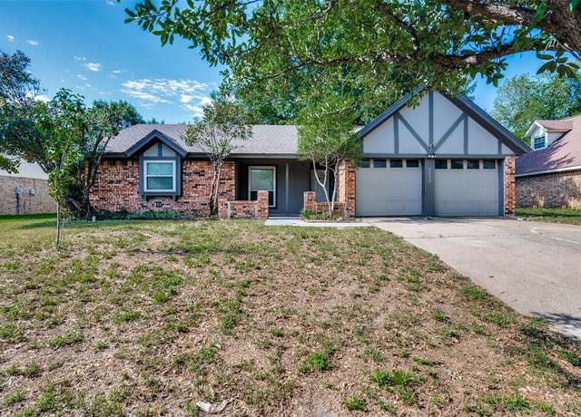 Property at 4228 Longleaf Ln, Fort Worth, TX 76137, 3 beds, 2 baths