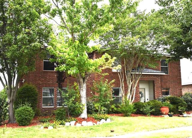 Property at 1516 Englewood Dr, Rockwall, TX 75032, 5 beds, 2.5 baths