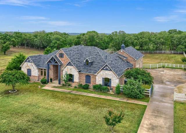 Property at 7621 Bruce Rd, Aubrey, TX 76227, 4 beds, 3 baths