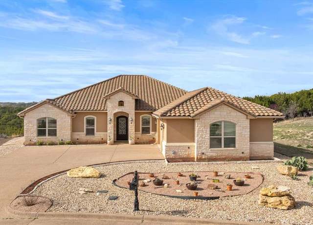 Property at 128 Valley Vw, Glen Rose, TX 76043, 4 beds, 3.5 baths