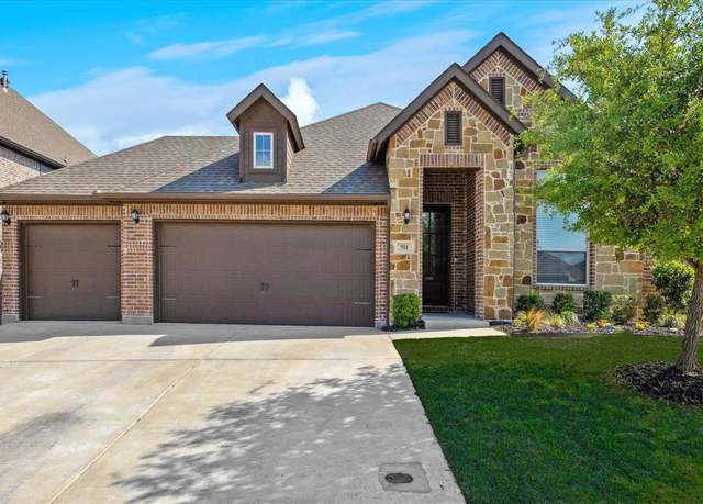 Property at 511 Ranchwood Dr, Justin, TX 76247, 3 beds, 2 baths