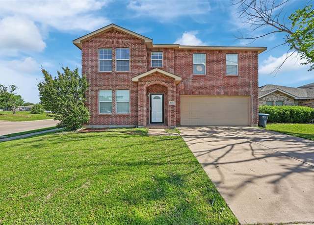 Property at 4044 Fox Trot Dr, Fort Worth, TX 76123, 3 beds, 2 baths