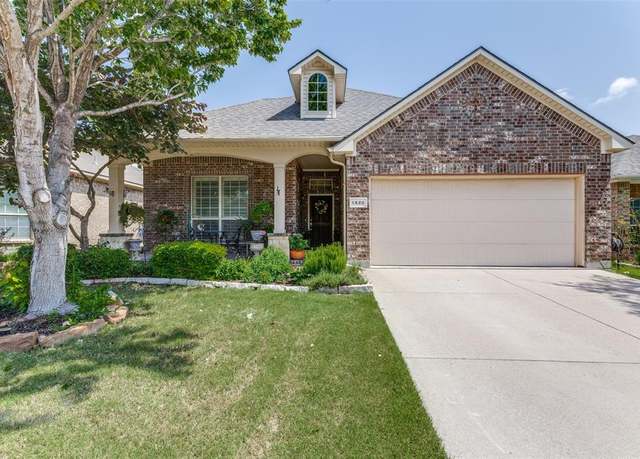 Property at 1420 Zanna Grace Way, Fort Worth, TX 76052, 4 beds, 2.5 baths