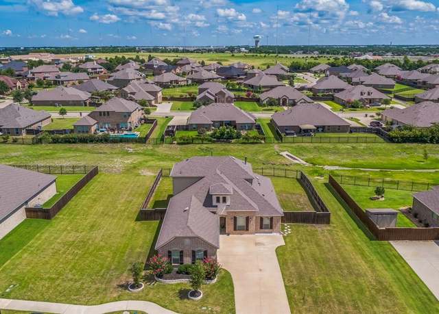 Property at 3230 San Marcos Dr, Rockwall, TX 75032, 4 beds, 3 baths