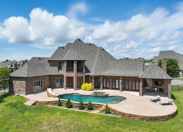 Property at 7909 Bella Flora Dr, Fort Worth, TX 76126, 5 beds, 6 baths