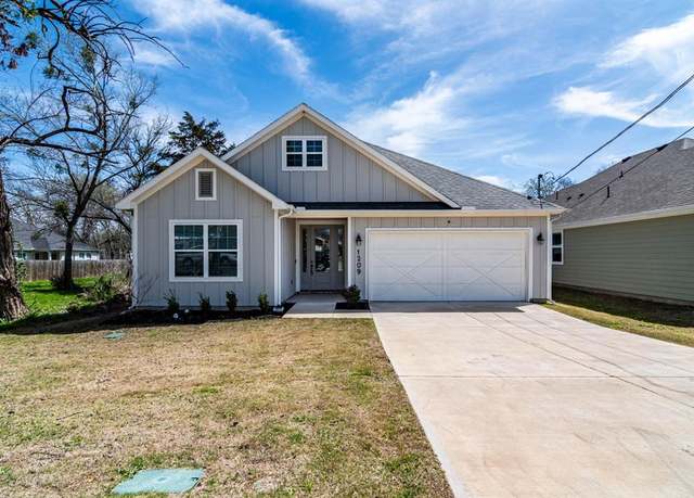 Property at 1209 Sayle St, Greenville, TX 75401, 3 beds, 2 baths