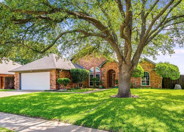 Property at 10253 Fieldcrest Dr, Benbrook, TX 76126, 3 beds, 2 baths