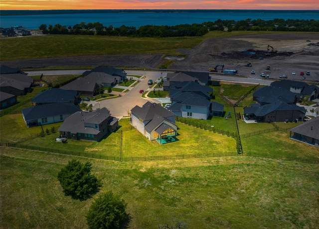 Property at 317 St Paul Ct, Heath, TX 75126, 5 beds, 4 baths