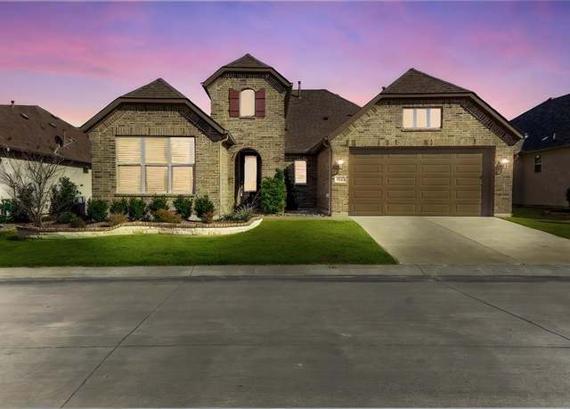 Property at 8509 Crestview Dr, Denton, TX 76207, 2 beds, 2.5 baths