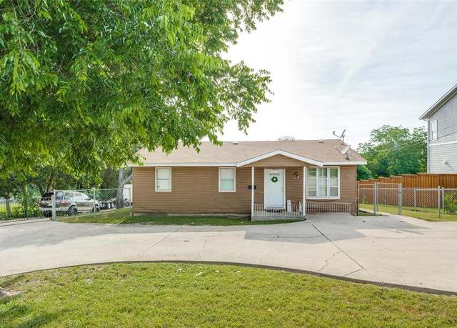 Property at 512 S Kentucky St, Mckinney, TX 75069, 3 beds, 1 bath