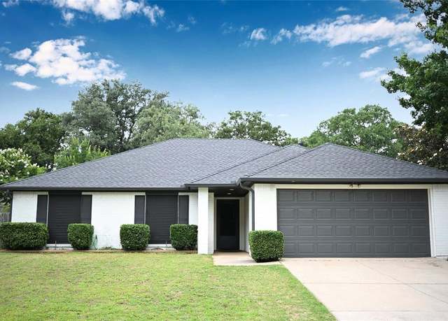 Property at 2814 Tumbleweed Trl, Grapevine, TX 76051, 3 beds, 2 baths