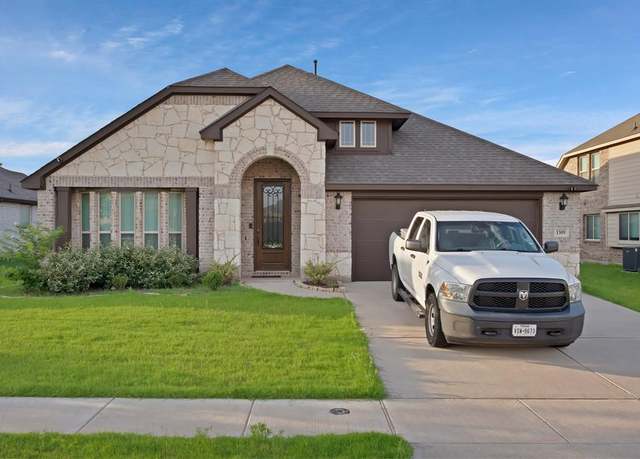 Property at 1309 Hunters Ridge Dr, Crowley, TX 76036, 4 beds, 2 baths