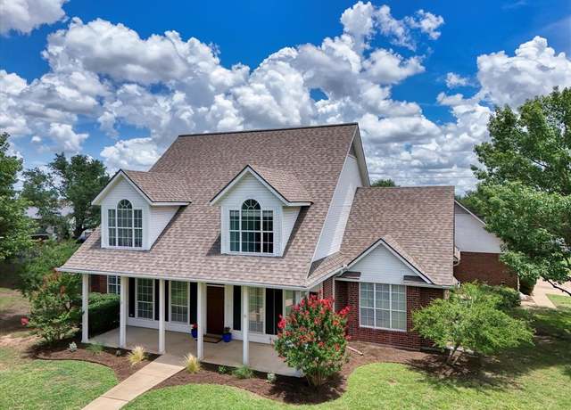 Property at 838 Country Lane Dr, Waco, TX 76657, 4 beds, 3 baths