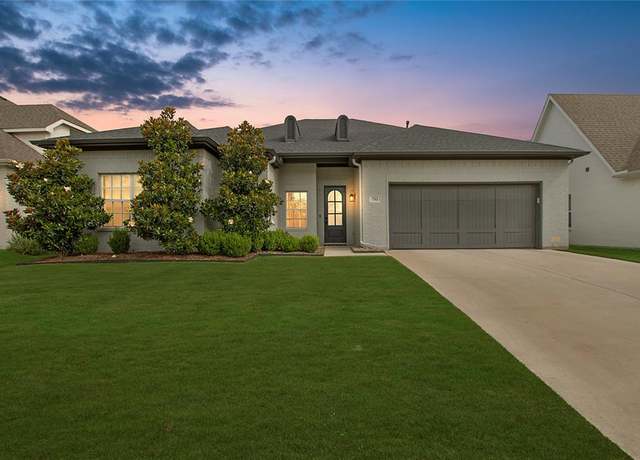 Property at 712 Tallgrass Dr, Aledo, TX 76008, 3 beds, 2.5 baths