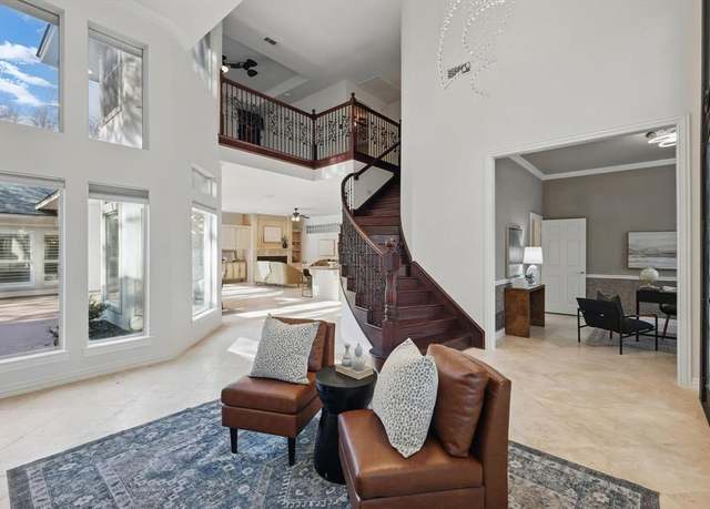 Property at 44 Wellington Oaks Cir, Denton, TX 76210, 4 beds, 3 baths