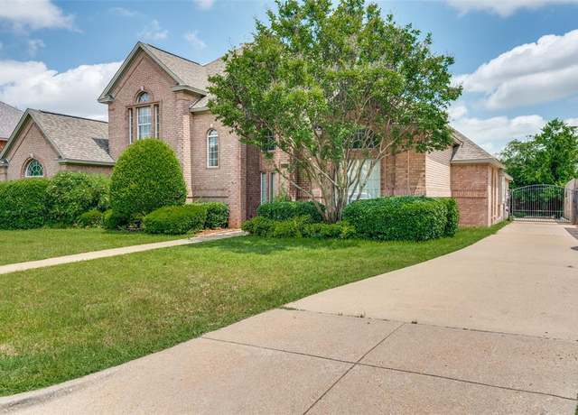 Property at 2311 Megan Way, Arlington, TX 76016, 4 beds, 2.5 baths