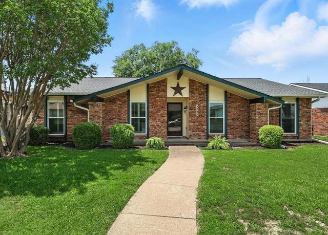 Property at 4201 Blackwillow Dr, Mesquite, TX 75150, 3 beds, 2 baths
