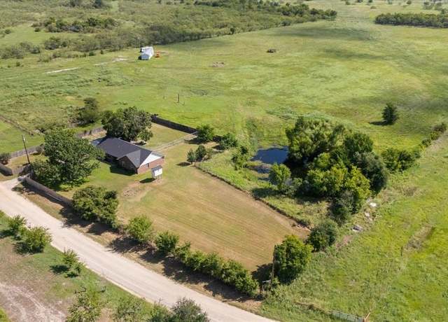 Property at 3885 SE County Road 0060, Corsicana, TX 75109, 3 beds, 2.5 baths