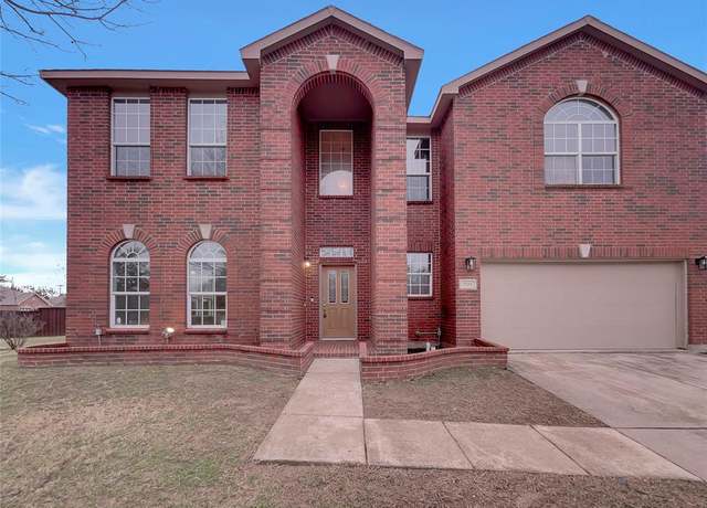 Property at 1730 Madison Dr, Cedar Hill, TX 75104, 4 beds, 2.5 baths