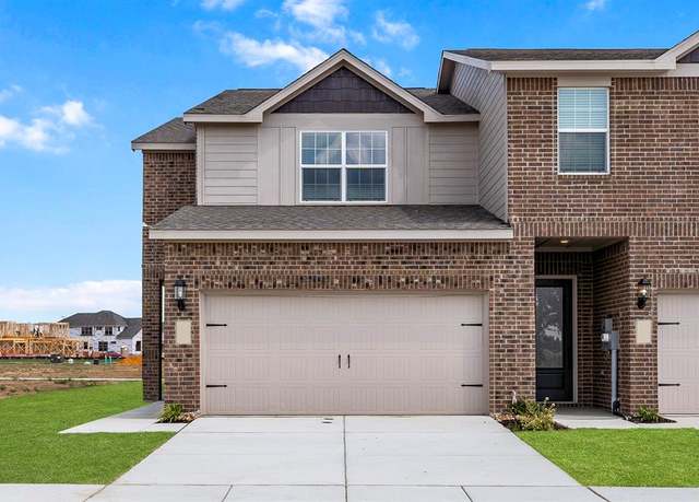 Property at 473 Mb's Way, Pilot Point, TX 76258, 3 beds, 2.5 baths