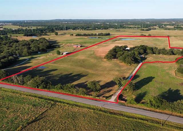 Property at 1755 S Fm 1655, Alvord, TX 76225, 3 beds, 2 baths
