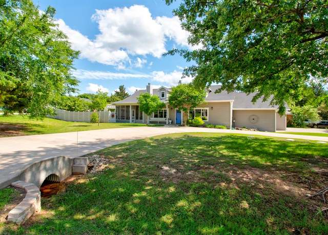 Property at 300 Colt Dr, Lake Kiowa, TX 76240, 4 beds, 4 baths