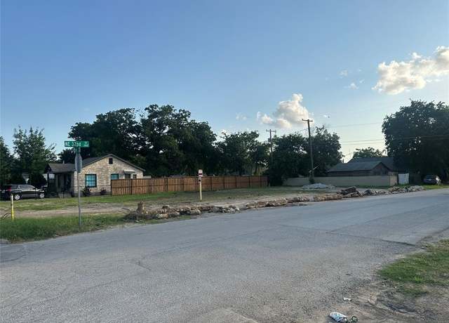 Property at 3209 Deen Rd, Fort Worth, TX 76106