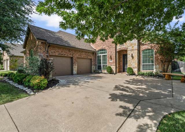 Property at 1904 Yarmouth Ct, Mansfield, TX 76063, 4 beds, 3.5 baths