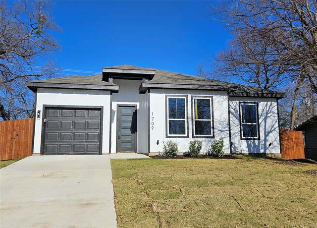 Property at 1709 Colvin St, Fort Worth, TX 76104, 4 beds, 2 baths