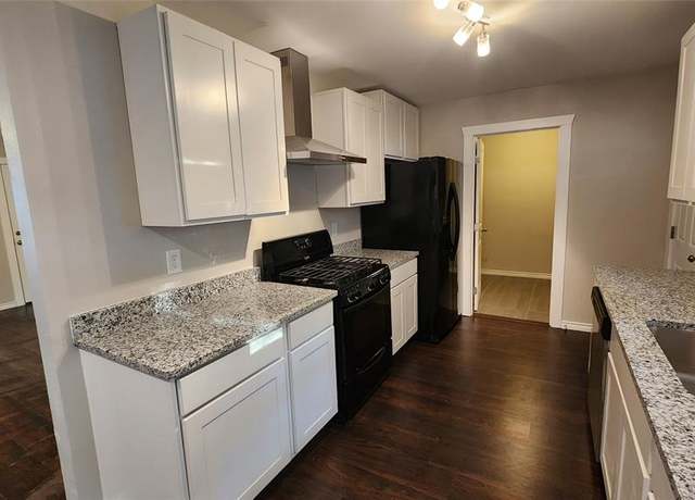 Property at 112 Elm St, Roxton, TX 75477, 4 beds, 2 baths