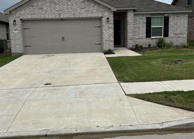 Property at 1821 Huisache St, Royse City, TX 75189, 4 beds, 3 baths