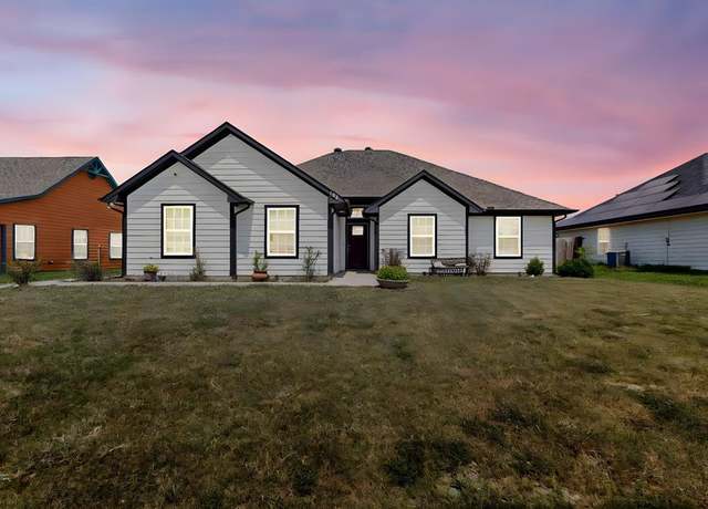 Property at 104 Milton St, Josephine, TX 75173, 4 beds, 2 baths