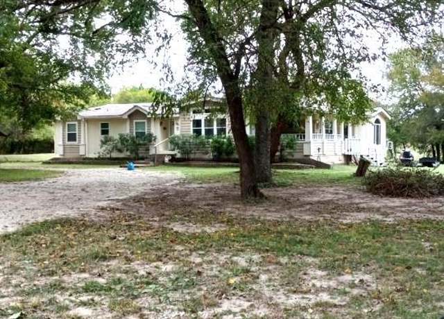 Property at 5211 Duran Dr, Royse City, TX 75189, 4 beds, 2 baths