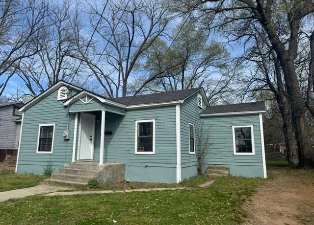 Property at 1115 10th St SE, Paris, TX 75460, 2 beds, 1 bath
