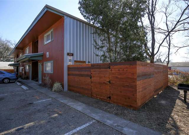 Property at 804 N Locust St, Denton, TX 76201, 8 beds, 8 baths