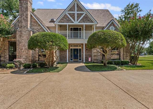 Property at 1349 Lakeview Dr, Southlake, TX 76092, 5 beds, 4.5 baths