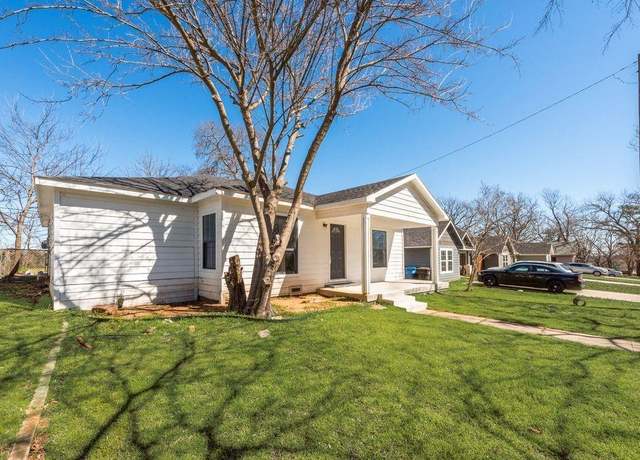 Property at 609 E Morton St, Denison, TX 75021, 3 beds, 2.5 baths