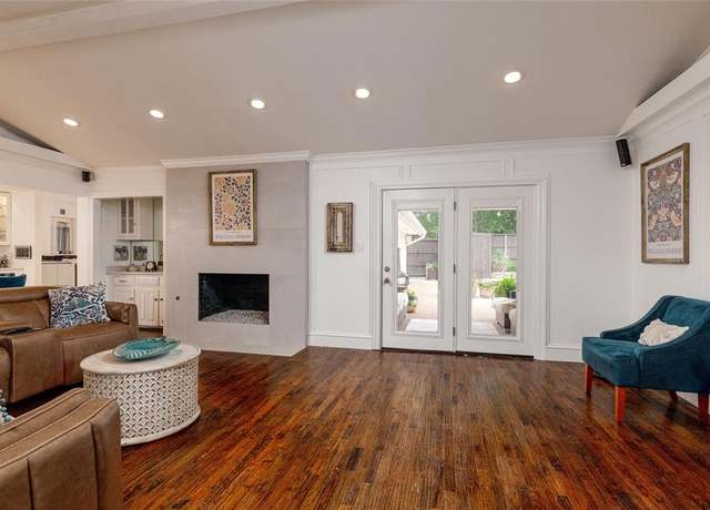 Property at 7449 Tophill Ln, Dallas, TX 75248, 4 beds, 3 baths