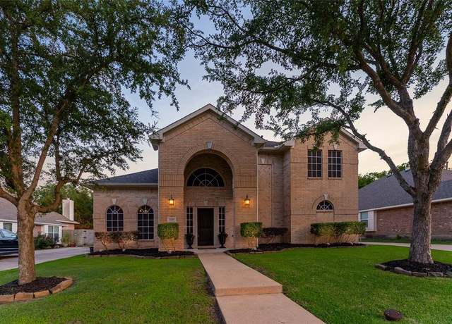 Property at 3659 Smoketree Dr, Rockwall, TX 75032, 4 beds, 2.5 baths