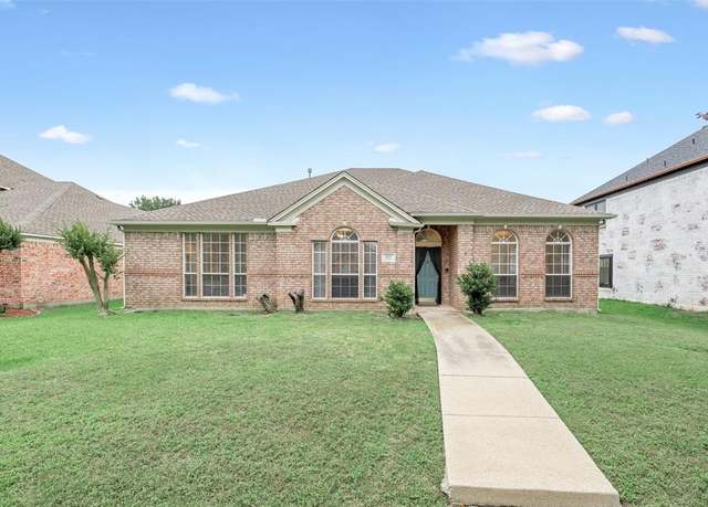 Property at 423 Halifax Dr, Coppell, TX 75019, 3 beds, 2 baths