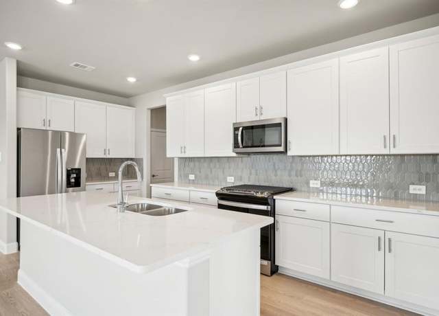Property at 1021 Emberwood Dr, Mckinney, TX 75069, 4 beds, 3.5 baths