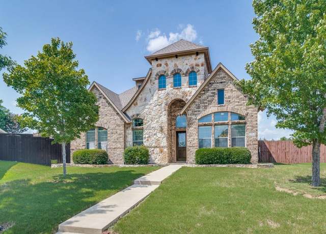 Property at 776 River Rock Ln, Rockwall, TX 75032, 4 beds, 2 baths