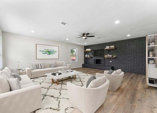 Property at 720 Burleson St, Grand Prairie, TX 75050, 3 beds, 2 baths